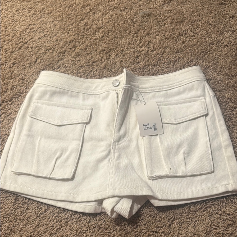 Stylish White Women's Shorts